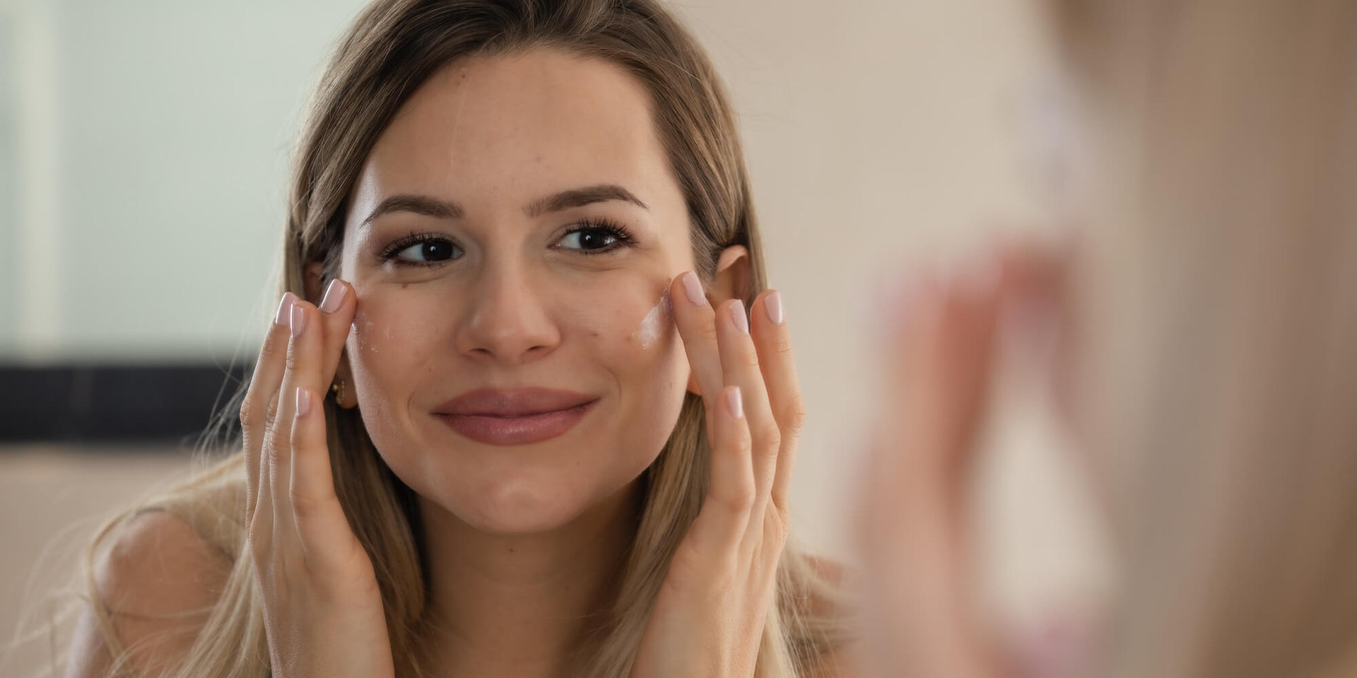 Rides et acné à 30 ans : quelle routine beauté pour retrouver une belle peau ?